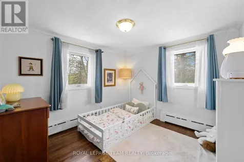 2 Lockview Road Ottawa ON K4M 1B2