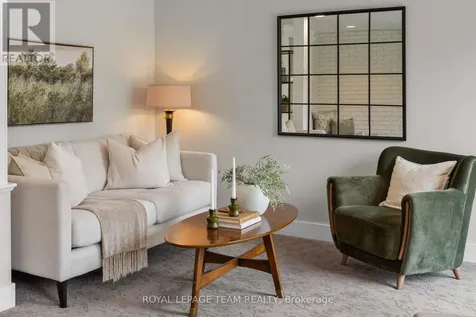 2 Lockview Road Ottawa ON K4M 1B2