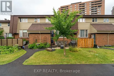 2610 Draper Avenue Ottawa ON K2H 8X8