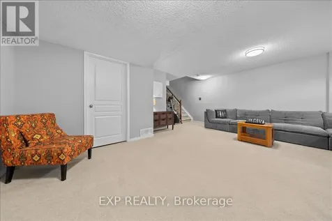147 Destiny Private Ottawa ON K4A 0K6