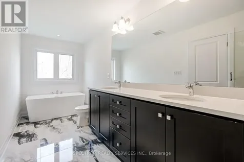 28 Dore Drive Brantford ON N3T 0X6