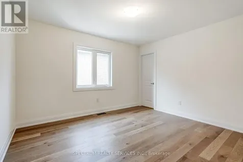 28 Dore Drive Brantford ON N3T 0X6