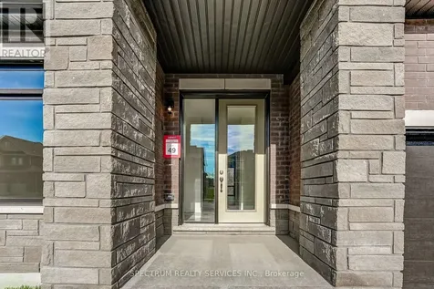 28 Dore Drive Brantford ON N3T 0X6