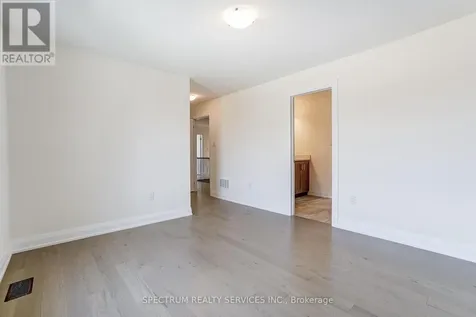 22 Eccleston Street Brantford ON N3T 0X4