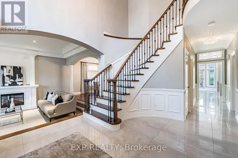 83 Blackfriar Lane Brantford ON N3R 7M2