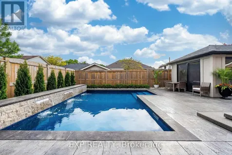 83 Blackfriar Lane Brantford ON N3R 7M2