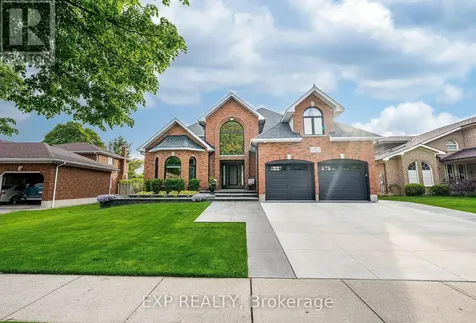 83 Blackfriar Lane Brantford ON N3R 7M2