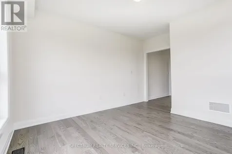 17 Dore Drive Brantford ON N3T 0X6