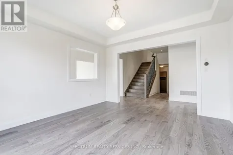 17 Dore Drive Brantford ON N3T 0X6