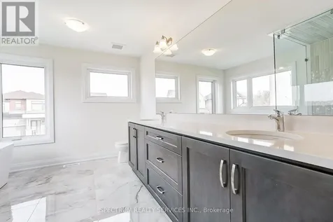 17 Dore Drive Brantford ON N3T 0X6