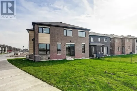 17 Dore Drive Brantford ON N3T 0X6