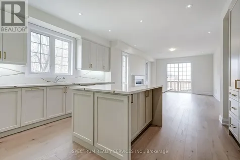 74 Strickland Avenue Brantford ON N3T 0X7