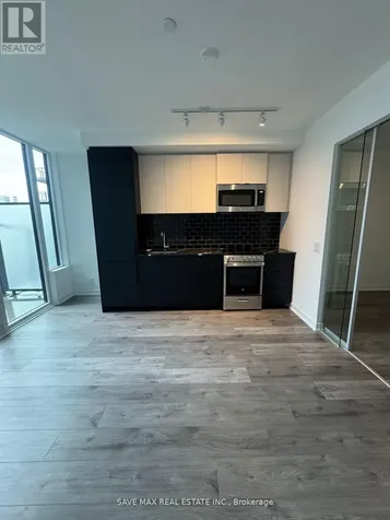 285 Dufferin Street Toronto (south Parkdale) ON M6K 1Z7