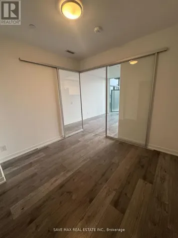 285 Dufferin Street Toronto (south Parkdale) ON M6K 1Z7