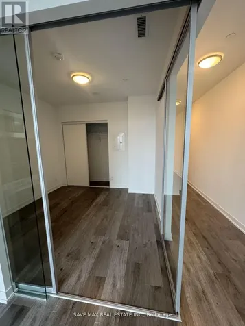 285 Dufferin Street Toronto (south Parkdale) ON M6K 1Z7