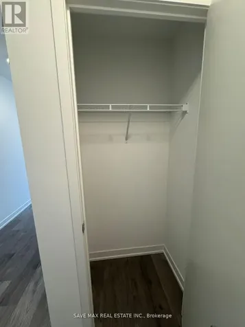 285 Dufferin Street Toronto (south Parkdale) ON M6K 1Z7