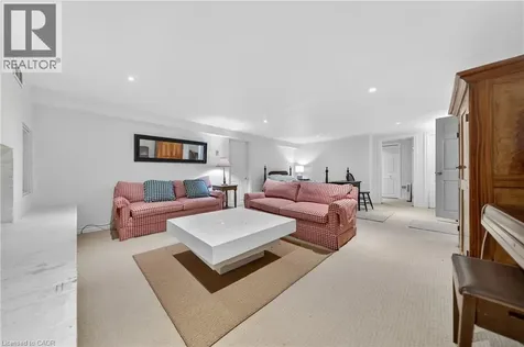 768 Glasgow Street Kitchener ON N2M 2N8
