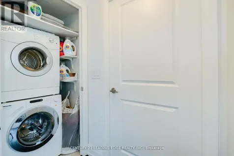3520 Danforth Avenue Toronto (oakridge) ON M1L 1E5