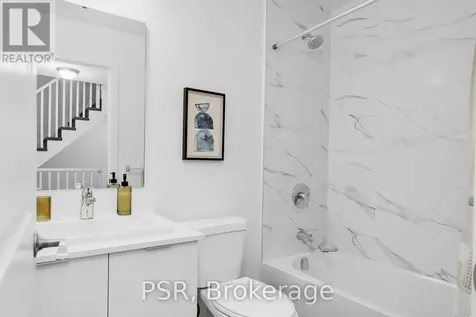 37 Danforth Road Toronto (oakridge) ON M1L 0J6