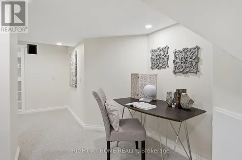 527 Beech Street East Whitby (pringle Creek) ON L1N 7R1