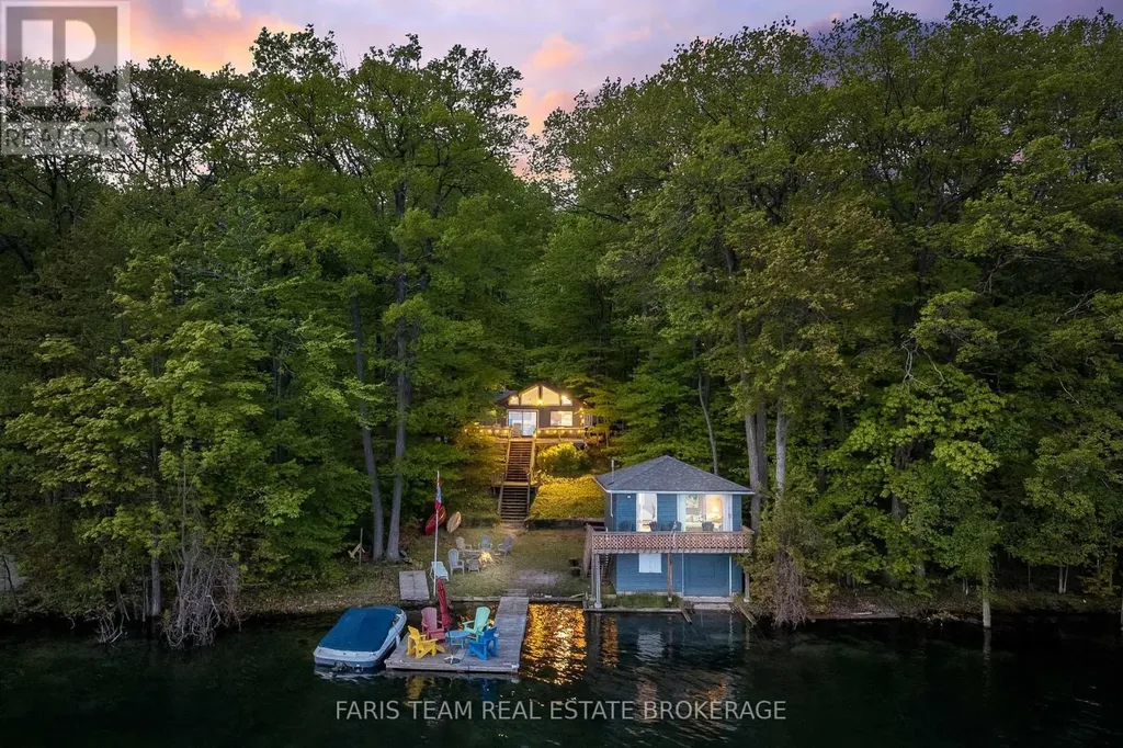 112 Farlain Lake Road East Tiny ON L9M 0B5