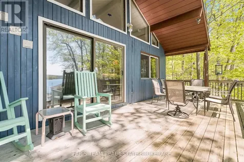 112 Farlain Lake Road East Tiny ON L9M 0B5