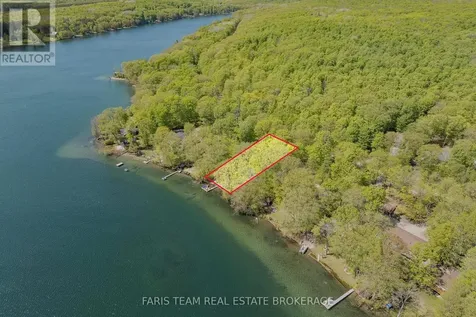112 Farlain Lake Road East Tiny ON L9M 0B5