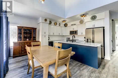 44 Ruby Crescent Orillia ON L3V 8M3