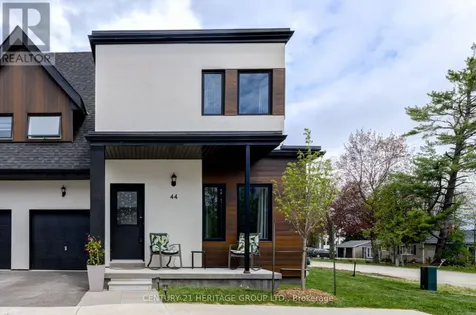 44 Ruby Crescent Orillia ON L3V 8M3