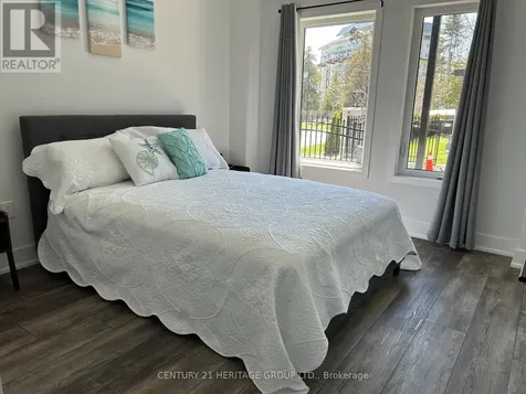 44 Ruby Crescent Orillia ON L3V 8M3