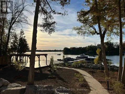 44 Ruby Crescent Orillia ON L3V 8M3