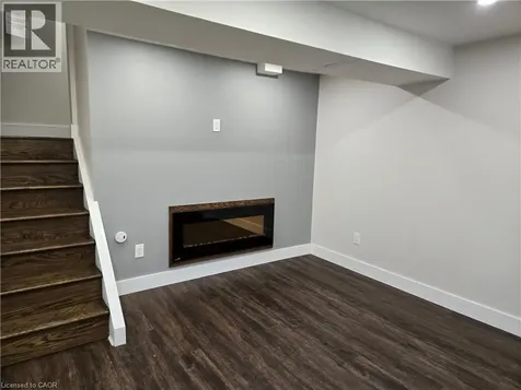 3 Governor Simcoe Drive St. Catharines ON L2N 3J1