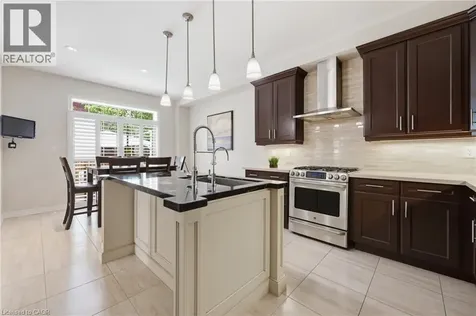 4645 Doug Wright Drive Burlington ON L7M 0L3