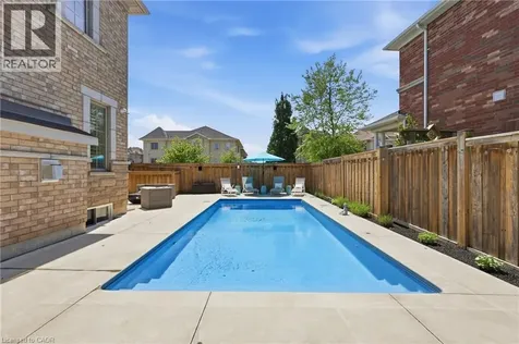 4645 Doug Wright Drive Burlington ON L7M 0L3