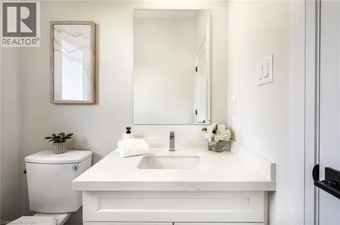 292 Vine Street St. Catharines ON L2M 0E1