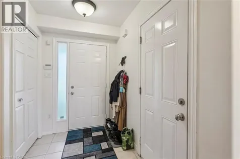 27 Pettit Street Stoney Creek ON L8E 5V7