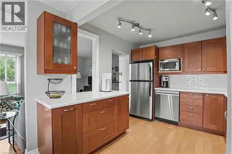 661 Francis Road Burlington ON L7T 3X6