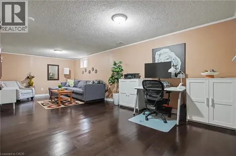 661 Francis Road Burlington ON L7T 3X6