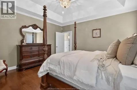 6 Vallochie Court Kingsville ON N9Y 4C8