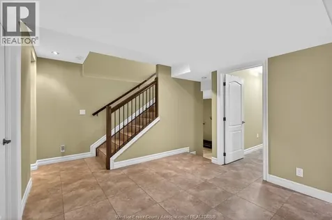 6 Vallochie Court Kingsville ON N9Y 4C8