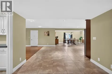 6 Vallochie Court Kingsville ON N9Y 4C8