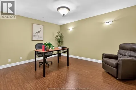 6 Vallochie Court Kingsville ON N9Y 4C8