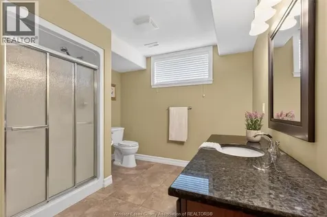 6 Vallochie Court Kingsville ON N9Y 4C8