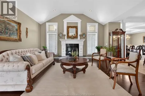 6 Vallochie Court Kingsville ON N9Y 4C8