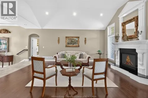 6 Vallochie Court Kingsville ON N9Y 4C8