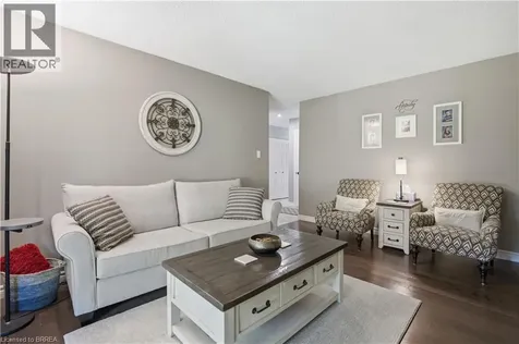 49 Greenfield Road Brantford ON N3R 6Z4