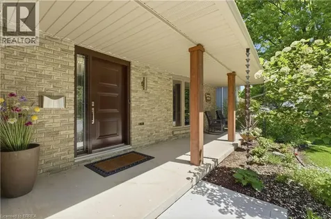 49 Greenfield Road Brantford ON N3R 6Z4