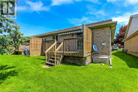 19 Hanlon Place Paris ON N3L 4E7