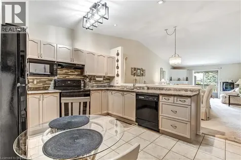 19 Hanlon Place Paris ON N3L 4E7