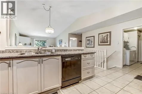 19 Hanlon Place Paris ON N3L 4E7